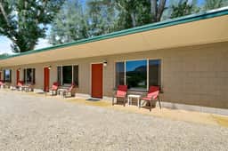 Mt. C-Farm Room #7