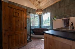 Black Copper Cabin