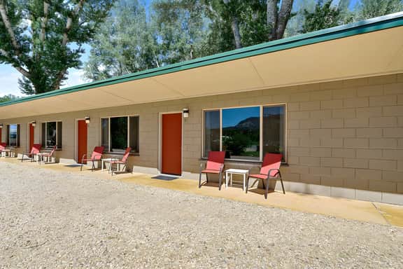 Mt. C-Farm Room #7