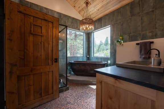 Black Copper Cabin
