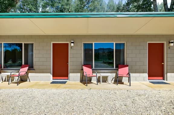 Mt. C-Ranch Room #5