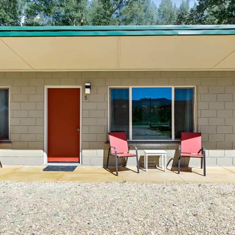 Mt. C-Ranch Room #5